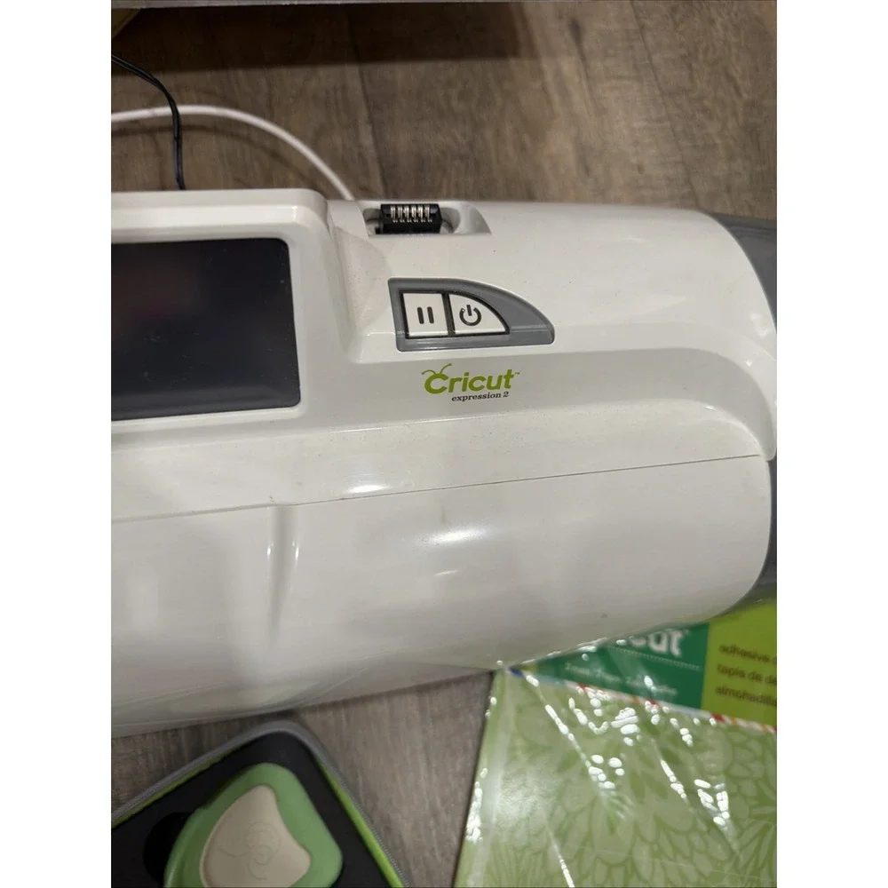 Cricut Expression 2 Cutting Machine in Original Box, and Lots Of Extras